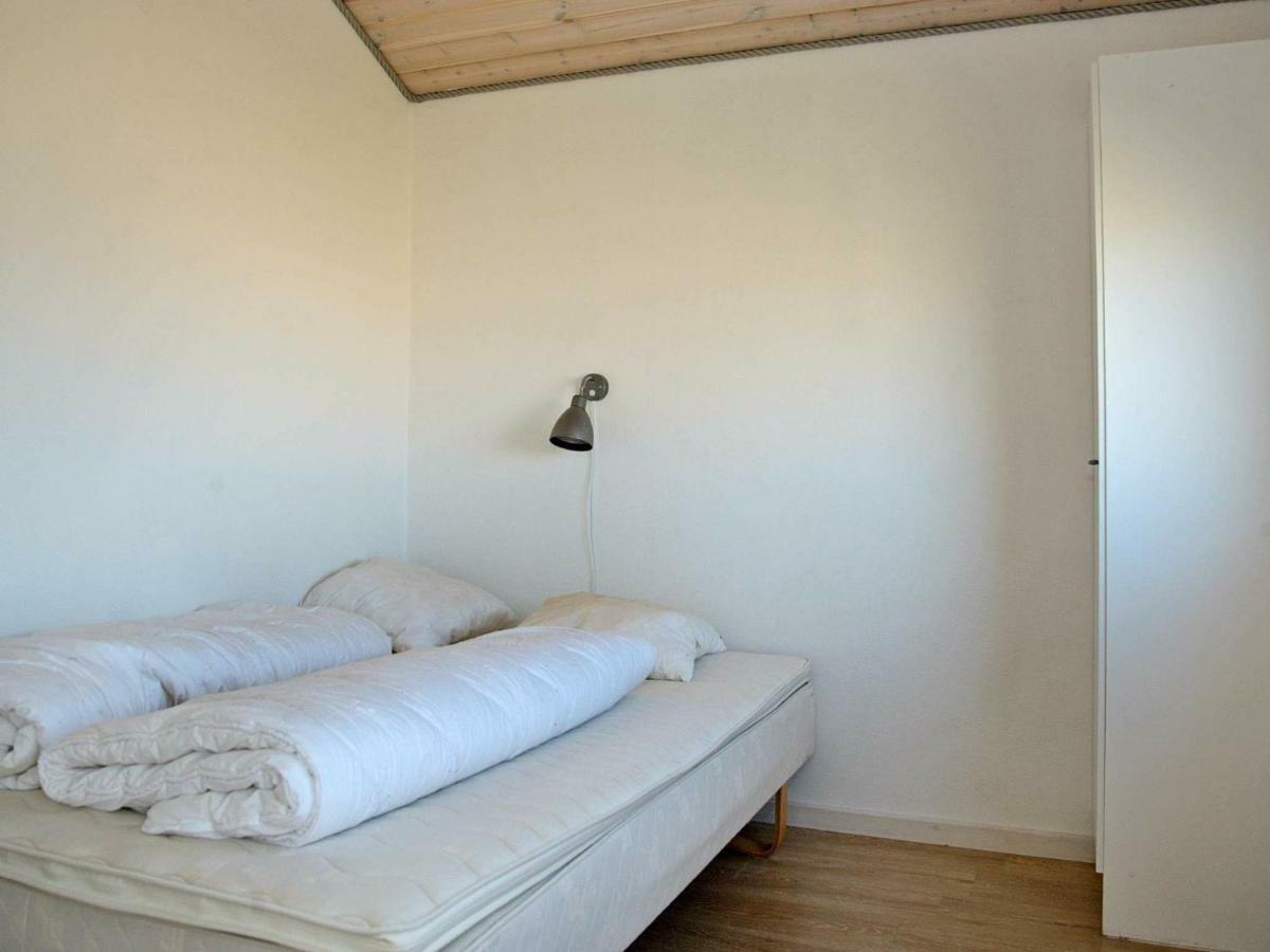 8 Person Holiday Home In Ulfborg Thorsminde Экстерьер фото